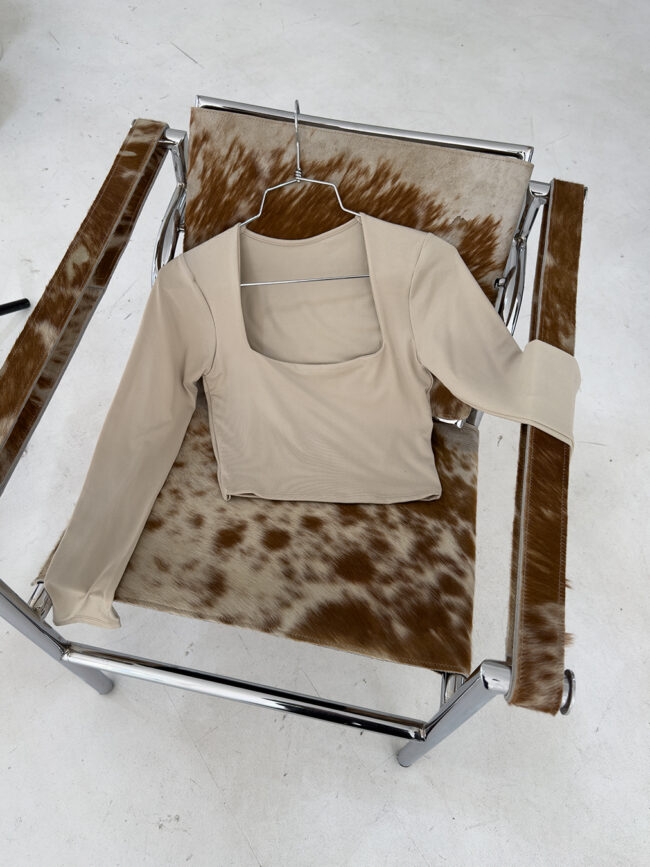 T5701 º Remera Modal Soft M/Larga Esc. Cuadrado