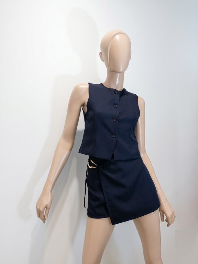 W6654 Chaleco sastrero con recorte