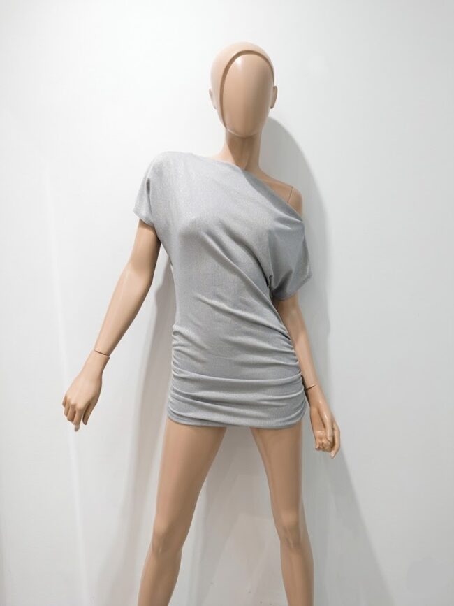 V6724 Vestido lurex hombro caido